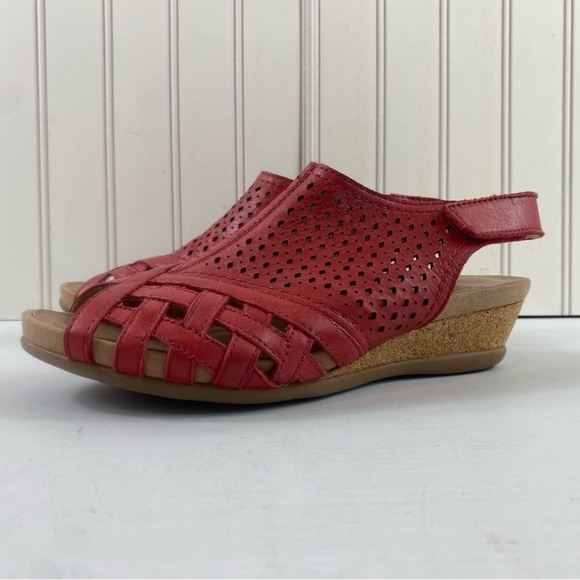 Earth Bright Women’s Red Perforated Leather Pisa Galli Wedge‎ Sandals Sz 7.5M - Picture 6 of 15